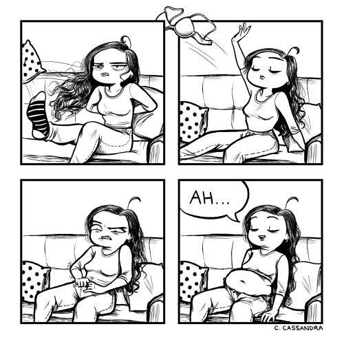 food sleep poop etc. i'm really hungry that and eating food on a cheat day or eating food in general I mean food is love food is life right? but it's too late to eat I'm like an old lady I have a schedule for everything but I really want something sweet right now like a date the fruit of course although an actual date would be nice too cause we would go eat somewhere