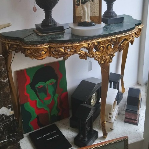 <p>Carved gilt wood console table with green marble top!<br/>
.<br/>
.<br/>
.<br/>
#Eclectic #Hove #brighton #20thcentury #antiques #interiorstylist #1stdibs #interiordesignblog #luxuriousinteriors #bighouse #goldenwood #gorgeousitems #giltwood #consoletable #homedecor #mosslamp #bronzegoddess #antiqueclock #takingalineforawalk #modernpainting #abstractart</p>