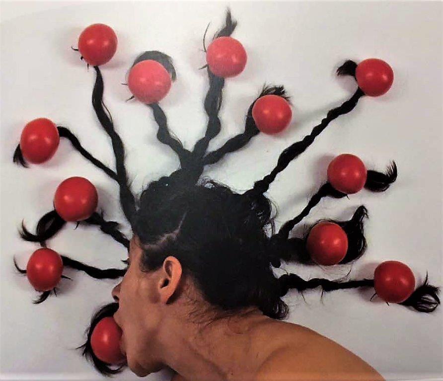 <p>
picture: taken from Nezaket Ekici, “Living Ornaments”, 2012, carpet
<br/></p><p><a href="http://www.beershevacity.com/beershevacity-art/%D7%A9%D7%95%D7%A8%D7%A9%D7%99%D7%9D-%D7%95%D7%A6%D7%9E%D7%99%D7%97%D7%94-%D7%90%D7%9E%D7%A0%D7%95%D7%AA-%D7%9E%D7%A1%D7%95%D7%A8%D7%AA%D7%99%D7%AA-%D7%95%D7%A2%D7%9B%D7%A9%D7%95%D7%95%D7%99%D7%AA-%D7%9E%D7%98%D7%95%D7%A8%D7%A7%D7%99%D7%94-%D7%9E%D7%95%D7%96%D7%99%D7%90%D7%95%D7%9F-%D7%9C%D7%AA%D7%A8%D7%91%D7%95%D7%AA-%D7%94%D7%90%D7%A1%D7%9C%D7%90%D7%9D-%D7%95%D7%A2%D7%9E%D7%99-%D7%94%D7%9E%D7%96%D7%A8%D7%97-%D7%91%D7%90%D7%A8-%D7%A9%D7%91%D7%A2-%D7%A1%D7%99%D7%98%D7%99" title="שורשים וצמיחה - אמנות מסורתית ועכשווית מטורקיה- מוזיאון לתרבות האסלאם ועמי המזרח - באר שבע סיטי">שורשים וצמיחה - אמנות מסורתית ועכשווית מטורקיה- מוזיאון לתרבות האסלאם ועמי המזרח - באר שבע סיטי</a></p>