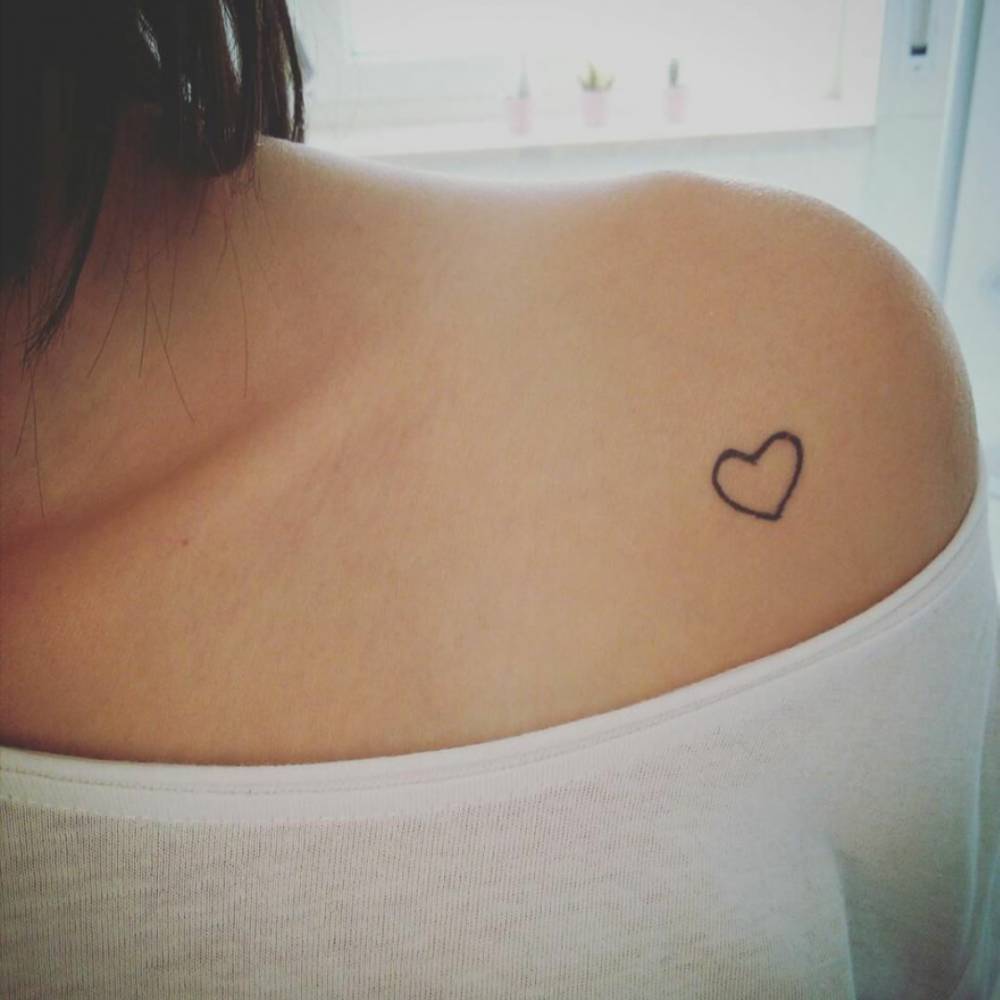 Heart tattoo on the shoulder. - Little Tattoos for Men and Women