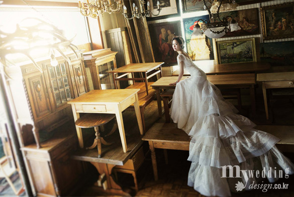 Choi Yoon-Young 최윤영 - My Wedding Magazine April Issue ‘13 Photos 05