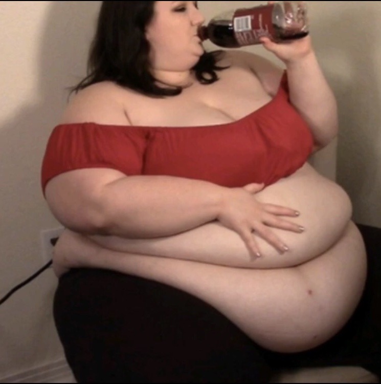 Hanging ssbbw belly compilations