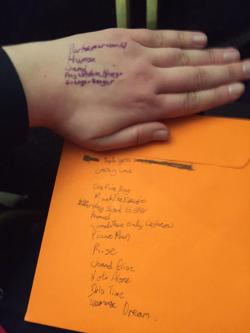 Topics tagged under gr on Darren Criss Fan Community Tumblr_nll1biFbYf1rke5cmo1_250