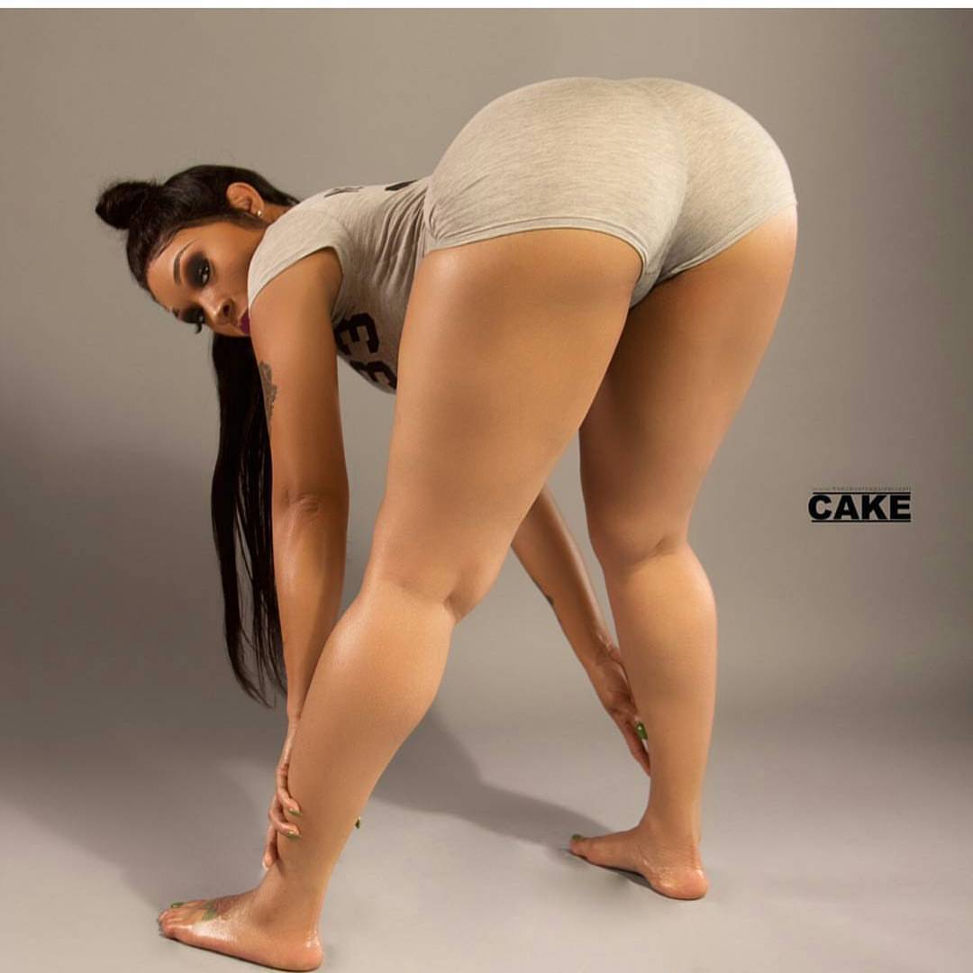 apashe feat panther x odalisk no twerk,twerk un corset red,twerking victim fund,twerking in the rain lyrics 6 underground