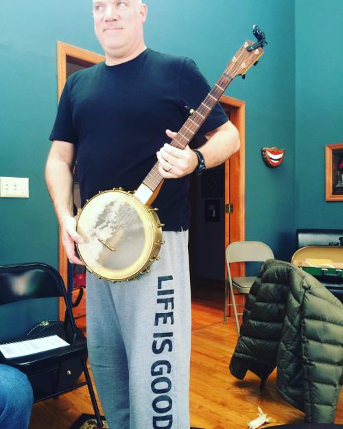 <p>This is camp. #fiddlebanjocamp #banjo #lifeisgood #stormjonas (at Ridgetop, Tennessee)</p>