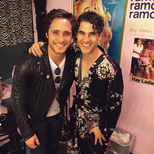 Topics tagged under darrenishedwig on Darren Criss Fan Community - Page 2 Tumblr_nobrxlUdut1r4gxc3o1_500