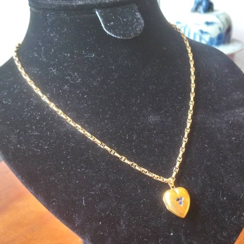 <p>#15ct #antique #locketnecklace #bluesapphire #victoriangold #forsale @eclectic.shop.co.uk #Hove<br/>
.<br/>
.<br/>
.<br/>
#goldjewelry #antiquegold #locket #jewellerylover #jewelleryshopping #thisisbrighton #brightonlife #brighton #southlanes #1stdibs #luxurygifts #luxurygold #fineantiques #styleyourlife #fabjewelry #styleicon (at Eclectic Antiques & Vintage)</p>
