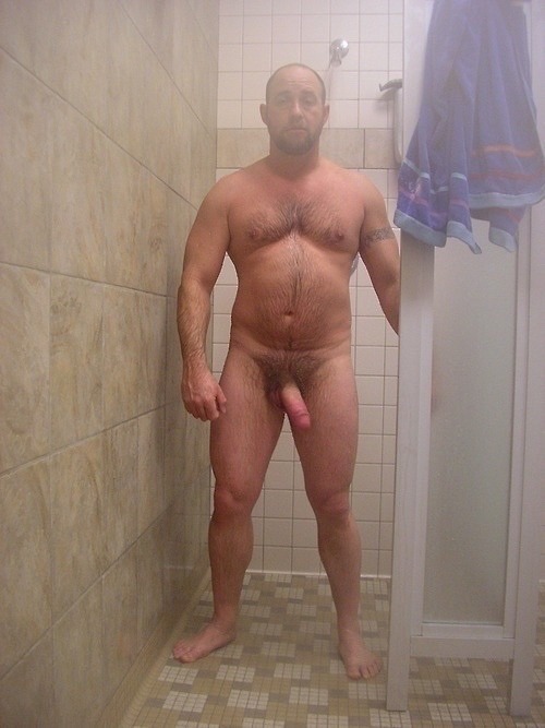 itsallaboutbears:

These Hairy Men Can Make You Go Down On Your Knees http://itsallaboutbears.visualfunnies.com/4262958-9448164