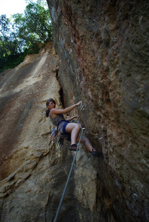 www.boulderingonline.pl Rock climbing and bouldering pictures and news just-climb-without-limits: just-climb-without-limits: I...