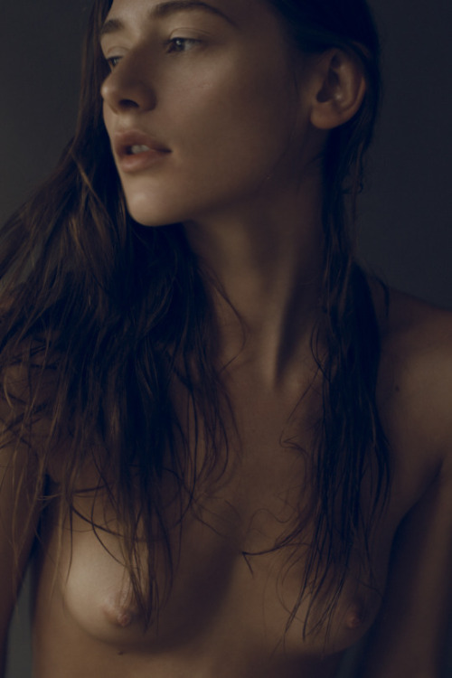 osemag:BY NICK SUSHKEVICH - Daily Ladies