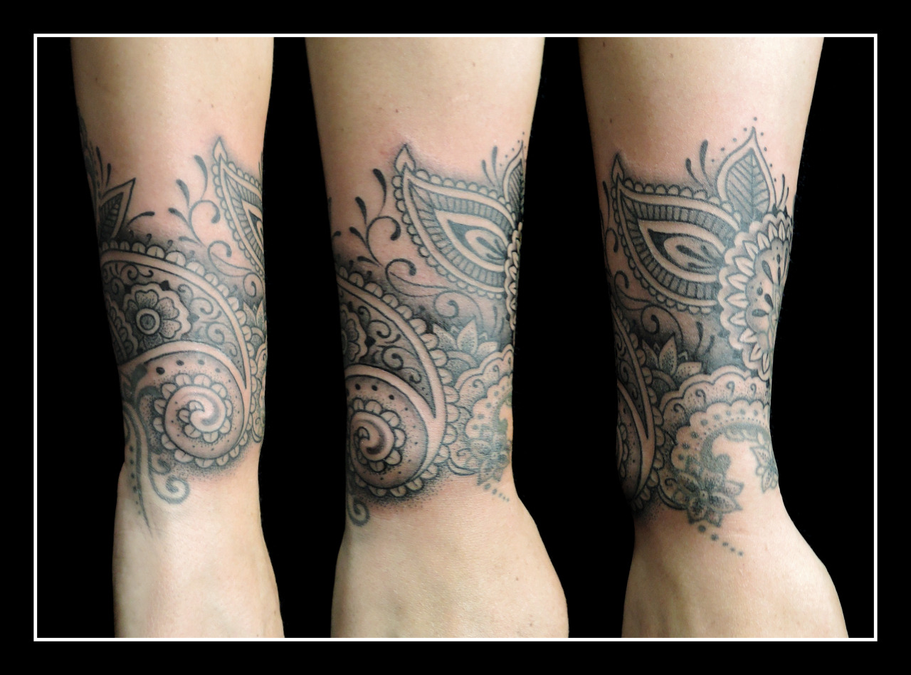 mehndi wrist cuff by alex hennerley at adorned mehndi wrist cuff by alex hennerley at adorned