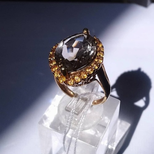 <p>#Gold #quartz and #citrine #ring @eclectic.shop.co.uk #Hove<br/>
.<br/>
.<br/>
.<br/>
#goldjewellery #goldring #ilovegold #goldjewelry #jewelerylover #stackingrings #obsessed #handcraftedjewelry #oneofakindjewelry #goldring #smokeyquartz #jewelleryshopping #brightonrocks</p>