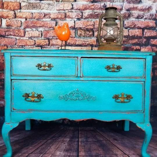 <p>Love this color!!! repost via thefarmgypsy It’s been a busy week at #thefarmgypsy. I absolutely love #diypaint #colormovement #paintedfurniture #chalkfurniturepaint #boholiving #livingroomdecor #boholivingroomdecor #turquoisetvstand #turquoisedresser #turquoisehomedecor #turquoisepaintedfurniture #tvstand #diy #diyhomedecor #diycrafts #diygifts #diygiftideas #diyblogger #kavalonshekei #kavalonsgilliam #cybermonday #shopsmallsaturday #SmallBusinessSaturday #smallbizblogger (at Holly Springs, North Carolina)<br/>
<a href="https://www.instagram.com/p/BqoJ0wzHX3E/?utm_source=ig_tumblr_share&igshid=p0ez9pczxw32" target="_blank">https://www.instagram.com/p/BqoJ0wzHX3E/?utm_source=ig_tumblr_share&igshid=p0ez9pczxw32</a></p>