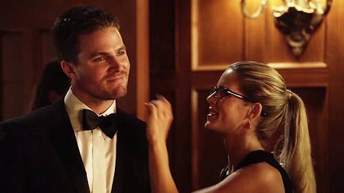 Resultado de imagem para oliver e felicity