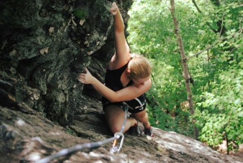 www.boulderingonline.pl Rock climbing and bouldering pictures and news thatclimbergirl: superheroes-and-v0s sending and being badass...
