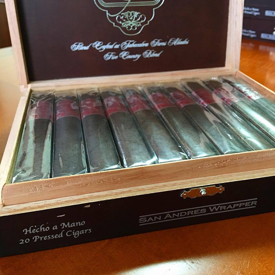 Kafie 1901 San Andres shipping to retailers this week. Nearly a year and a half waiting for this day to happen. Truly a blessing for our company, our team, our family, retailers and connoisseurs. This weekend we celebrate. #kafie1901sanandres