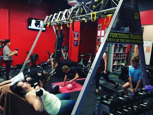 <p>Do YOU know about the 5:30am sessions we run Monday to Friday if YOU are interest ask Shane for your free 2 week trial 💪🏽 #YOUniverseGym #kingsbeach #goldenbeach #pelicanwaters #aura #caloundra (at Universe Gym Caloundra)</p>