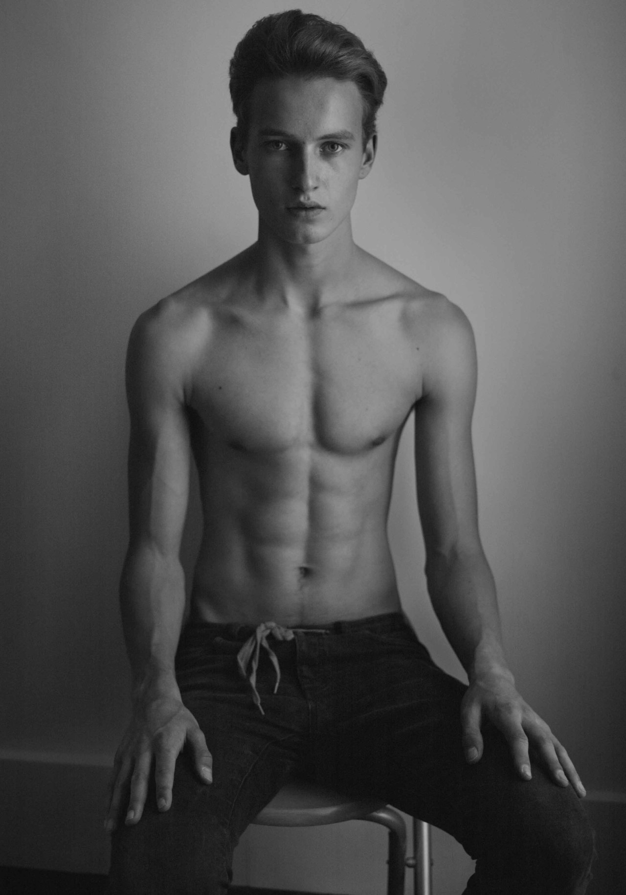 tumblr_mumzimrOVC1sfw94ko1_1280.jpg
