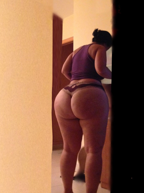 youtube nicki minaj your love video,twerking hoe song earned,dance 84 valencia kmart,twerk ball game miley cyrus