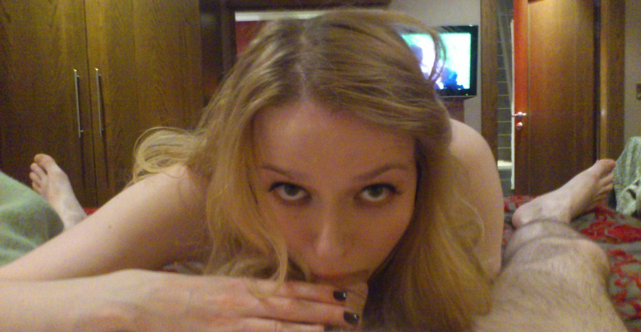 twerking ladies 2000,twitter 98 rock i heart,twerk queen miley cyrus the climb