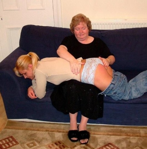 Pantyhose pics chronological Western pa swinger