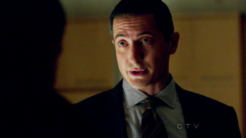 symphonyofsoldier:
“ Grimm screencaps
if you are going to use them please give credits, thanks
”