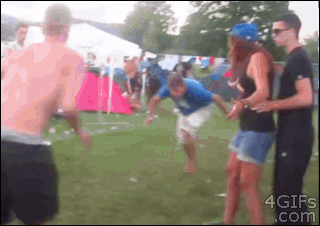 Primavera Sound 2019. Miley Cyrus sustituye a Cardi B - Página 6 Tumblr_ma6mgxTuKo1qdlh1io1_r1_400