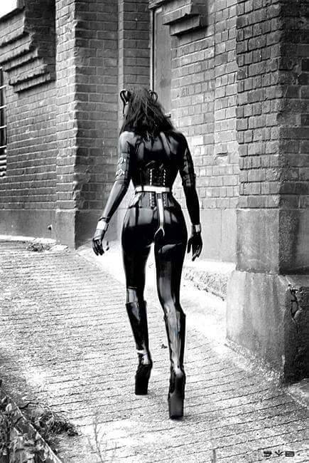 femdom slaves,mistress amberleigh,free bondage dating sites,adult personals free
