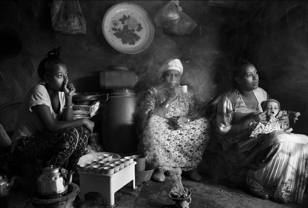 ofskfe:
“Three generations of Jewish women drink coffee in the grandmother’s home while incense is burned, Gondar, Ethiopia. A. Abbas.
”