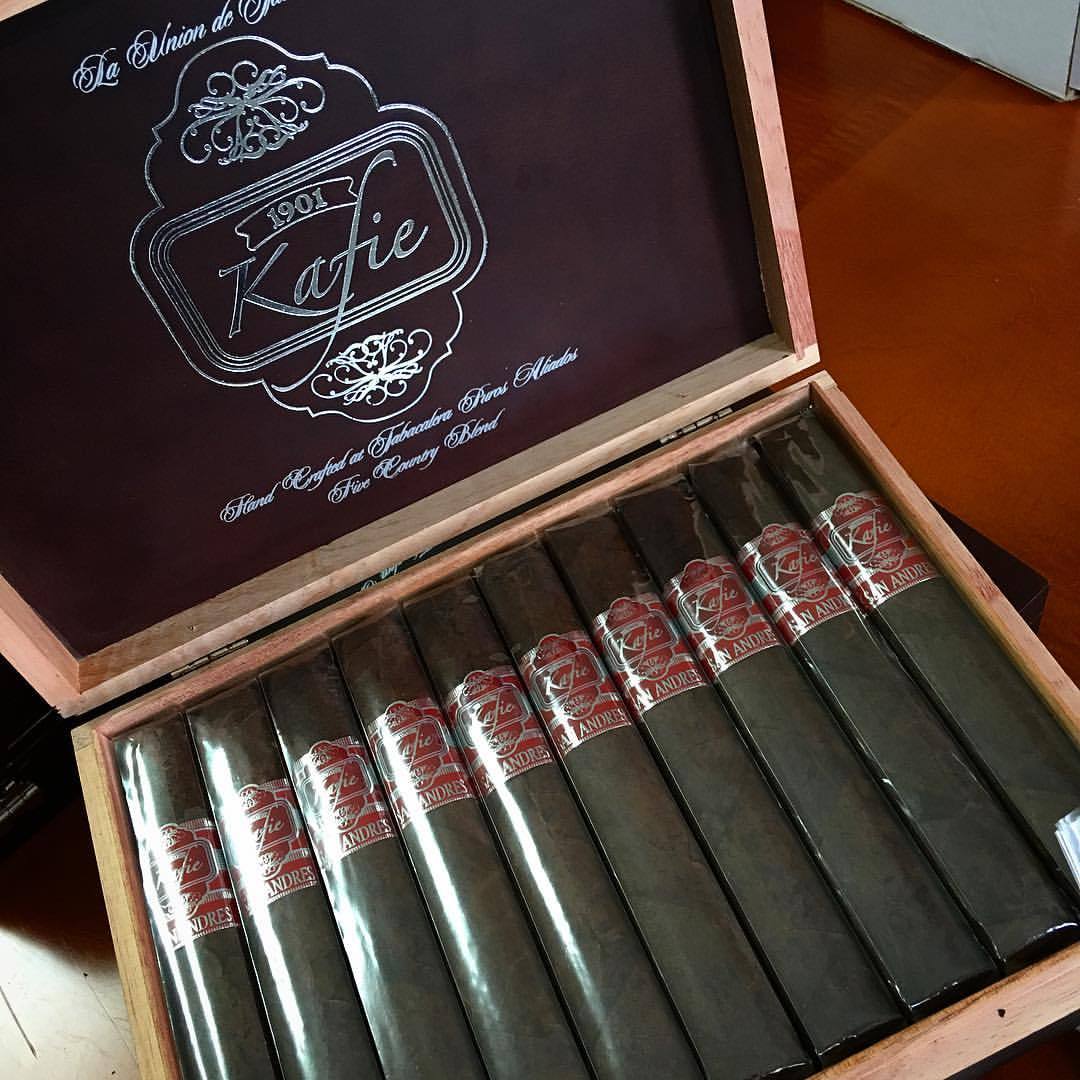 Kafie 1901 San Andres shipping to retailers this week. Nearly a year and a half waiting for this day to happen. Truly a blessing for our company, our team, our family, retailers and connoisseurs. This weekend we celebrate. #kafie1901sanandres (at Old...