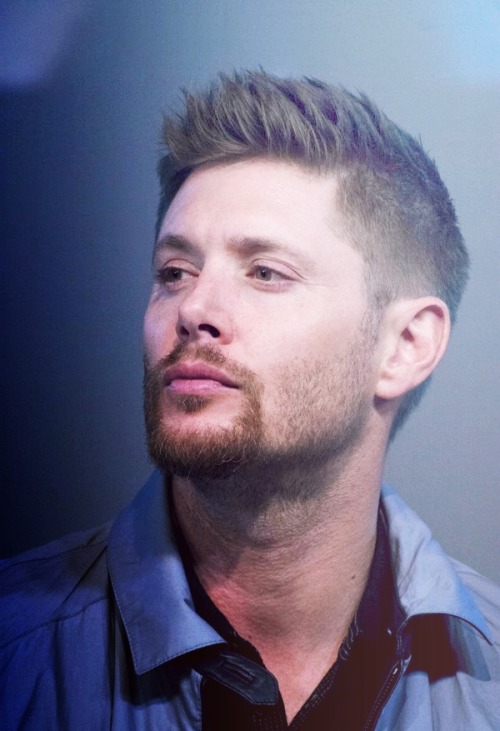 jensen-jay:“ Jensen Ackles - JIBCon 2016 [x]”