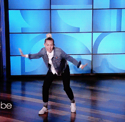 http://66.media.tumblr.com/45c02e14f88aa3dcdada2699ca123bee/tumblr_oeaixtHXaX1t8xl97o4_250.gif
