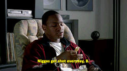tumblr_n69hrfVuK91qbbb7uo1_250.gif