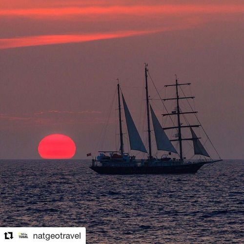 entertainment-nulanatanula:
“ #Repost @natgeotravel Photo by @RalphLeeHopkins // Under sail at #sunset. The Mediterranean is a favorite destination for sailing yachts. Image shot from the deck of the S.Y. Sea Cloud. Sailing the #GreekIsles on a...