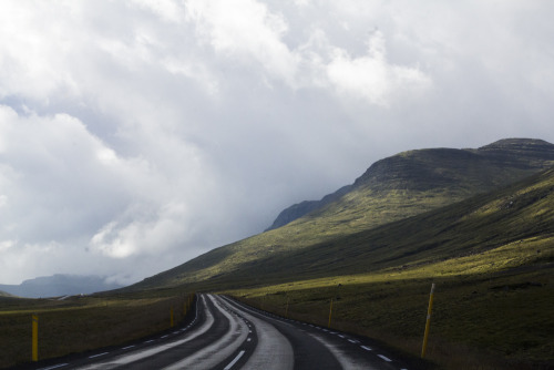 www.boulderingonline.pl Rock climbing and bouldering pictures and news made-in-helvetica: Iceland, 2016