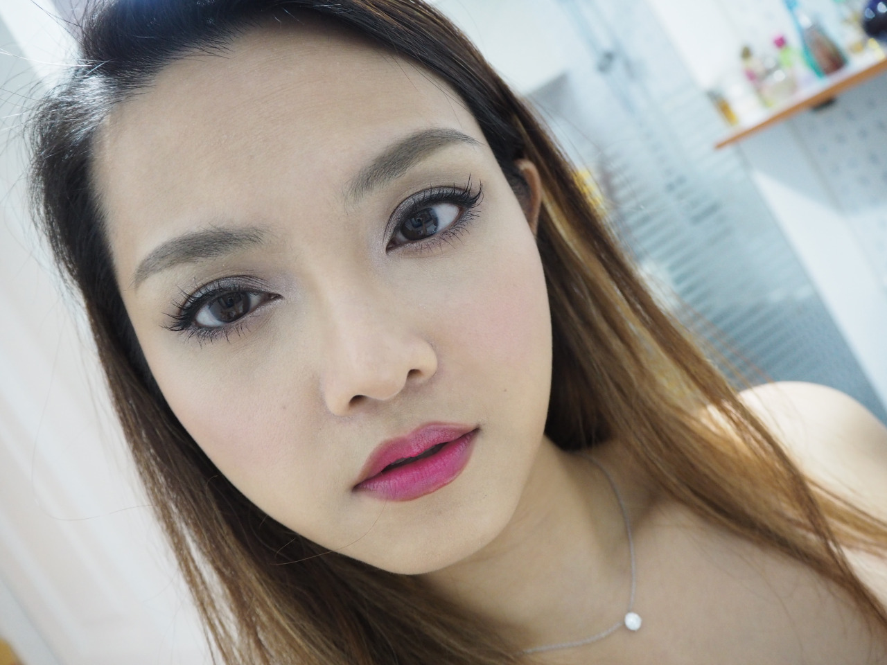 Super-Simple Wedding Day Makeup Pictorial and...