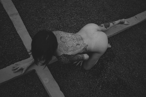 http://grazziealtmodel.tumblr.com
