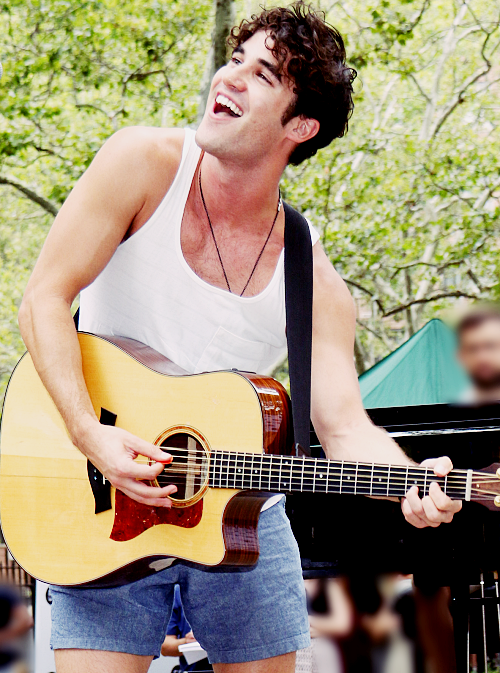 Topics tagged under stalker on Darren Criss Fan Community Tumblr_oaeiqbZNt41vogkjjo1_500