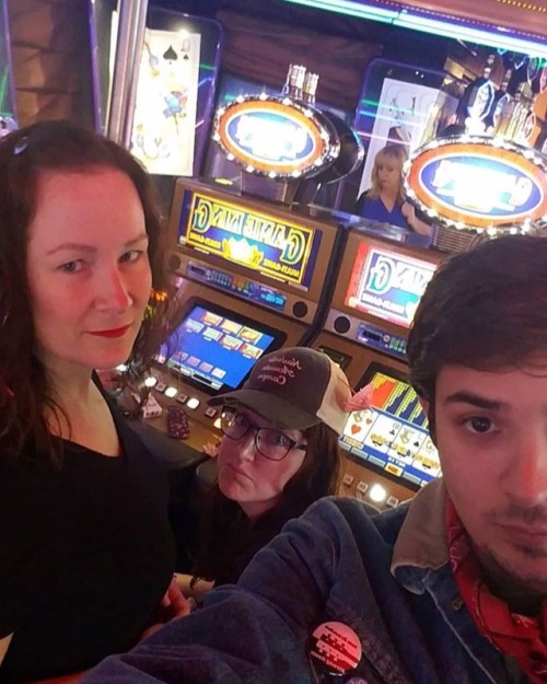 <p>Video poker dream team. I mean, in the sense that for whatever reason, we can only spot the good hands when the other ones are playing. I will never play casino games on a boat in the Pacific Ocean without them. #bluegrasscruise #jacksorbetter #deuceswild #nashvilleacousticcamps #friendswholosetogetherstaytogether (at Carnival Imagination)</p>
