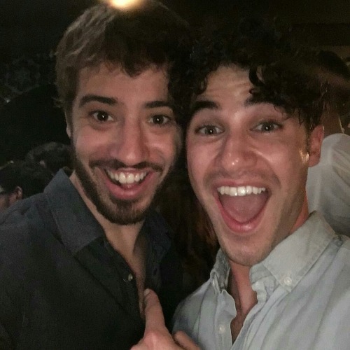 Topics tagged under funkyduck on Darren Criss Fan Community Tumblr_o9z0yqoDgv1qeegj9o1_500
