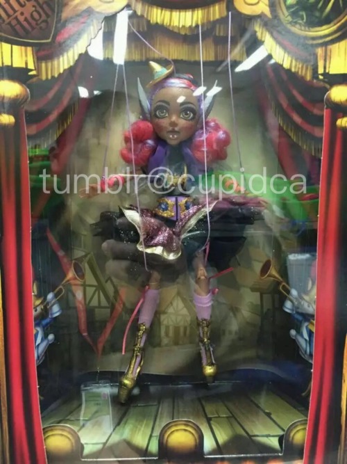 cupidca:
“EAH SDCC2016 Exclusive in box.
”