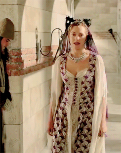 http://66.media.tumblr.com/5f90bf396b84c601d297f457f15756b5/tumblr_o1ueviqGow1qfs1jqo1_250.gif