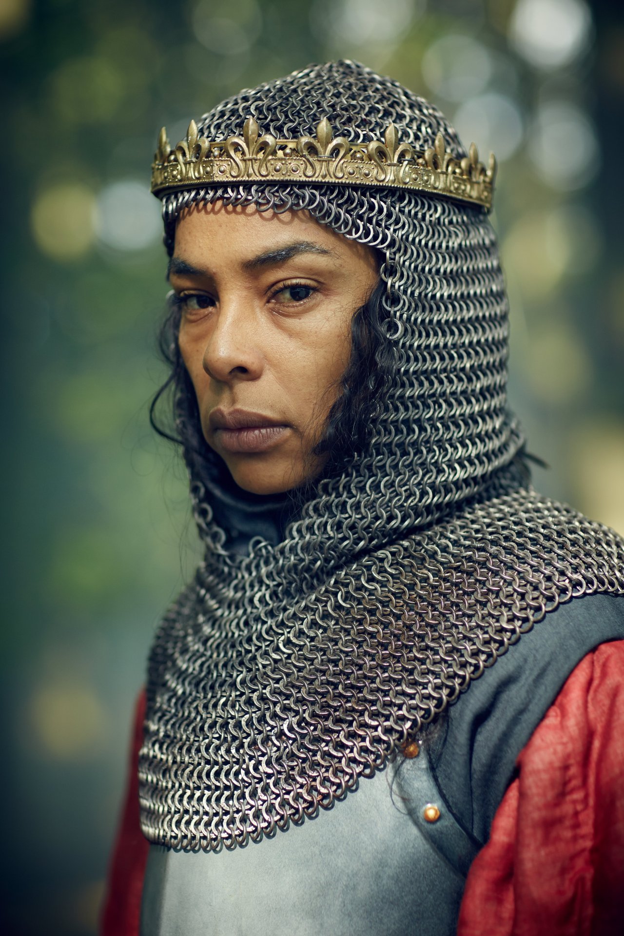 medievalpoc:
“ Sophie Okonedo in The Hollow Crown [images via]
Apparently I should be checking out this miniseries adaptation of Shakespeare’s history plays, immediate-style.
”