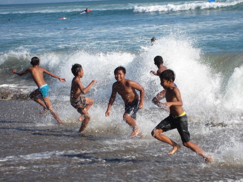 Surf and Yoga Retreat Bali
