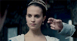 http://66.media.tumblr.com/64da3a5b05da8ebb45699d057ce0349e/tumblr_o6d1772UzA1r5f1tio7_r1_250.gif