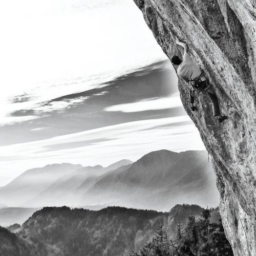 deanbrophy: “@blackdiamond Ambassador @roland_hemetzberger made...