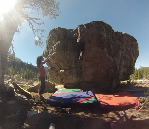 www.boulderingonline.pl Rock climbing and bouldering pictures and news Boulders and sunshine