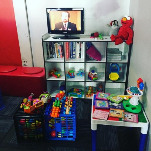 <p>Did you know we have a Free kids play area available to all members children over 3 to hang out well Mum and Dad get there work out done ππ½π #YOUniversegym #caloundra #kingsbeach #moffatbeach #shelleysbeach #dickeybeach #goldenbeach #aura #pelicanwaters #gym #Universegymcaloundra #gymcaloundra #fitness #24/7 #healthyfood #Hiit #bodybuilder #cardio #functionaltraining #grouptraining (at Universe Gym Caloundra)<br/>
<a href="https://www.instagram.com/p/Bs6xEO5BwBK/?utm_source=ig_tumblr_share&igshid=hmo0njccrrw4">https://www.instagram.com/p/Bs6xEO5BwBK/?utm_source=ig_tumblr_share&igshid=hmo0njccrrw4</a></p>