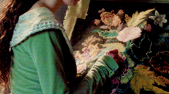 http://66.media.tumblr.com/6ed36cba8902a0fea8cf40a300795421/tumblr_o0zdtbnFwb1sgla6so7_250.gif