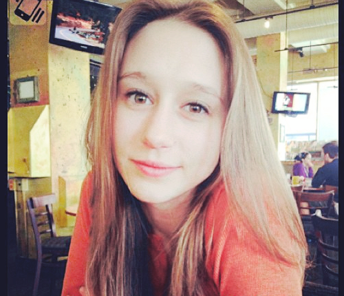 Taissa Farmiga instagram Taissa Farmiga instagram